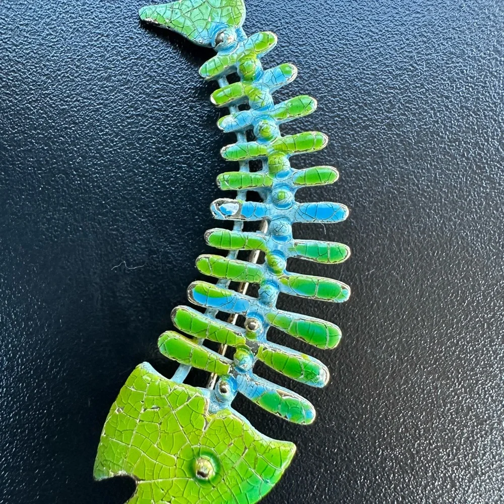Vintage Arthur Pepper's fish skeleton brooch